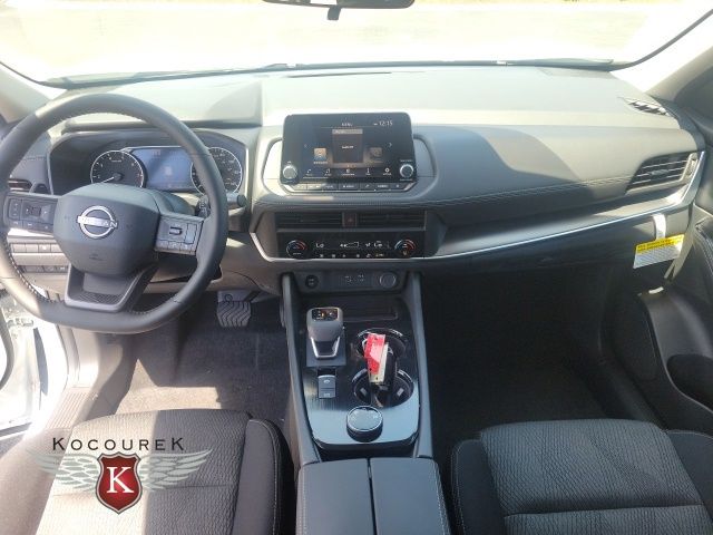 2026 Nissan Rogue SV - Photo 18