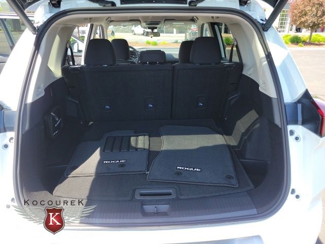 2026 Nissan Rogue SV - Photo 19