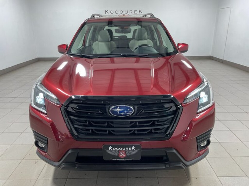 Used 2024 Subaru Forester Premium SUV