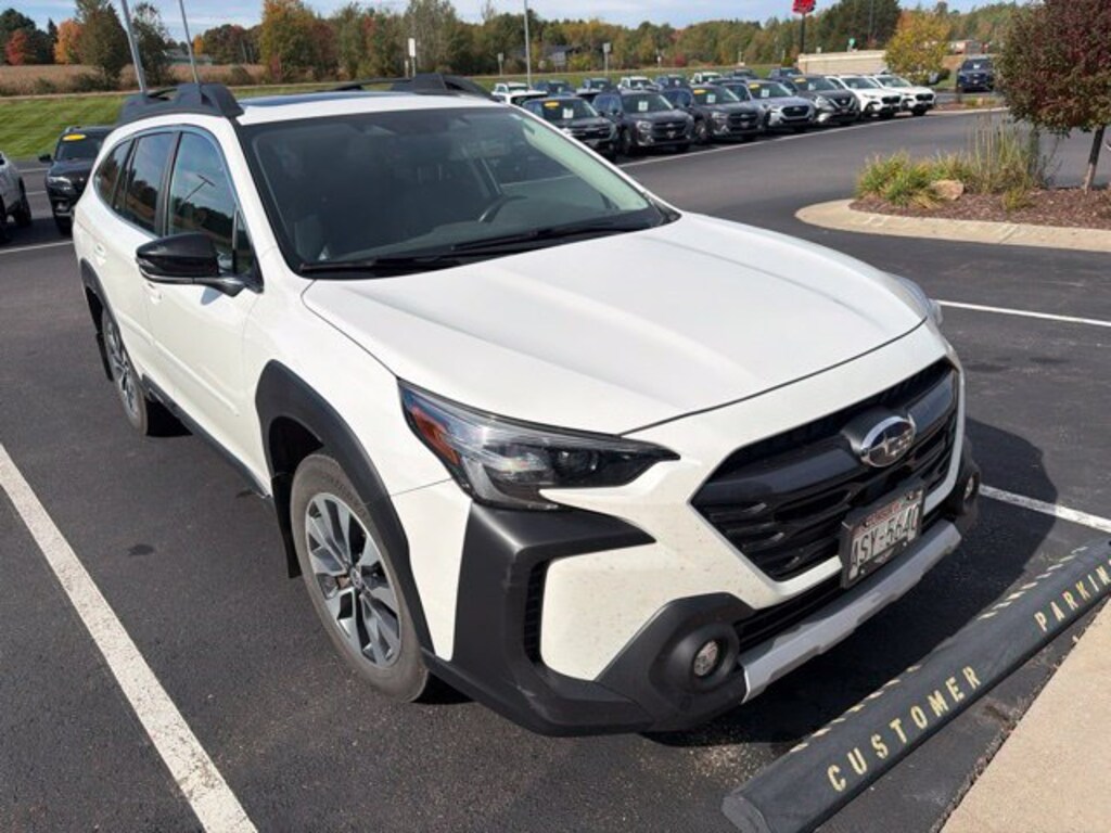 Used 2023 Subaru Outback Limited SUV