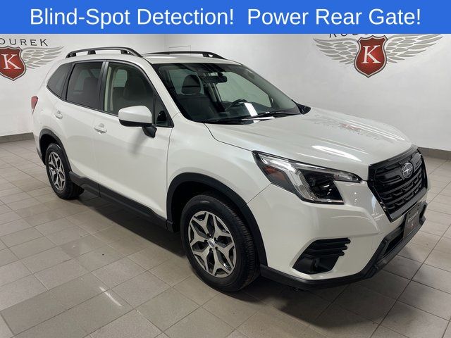 Featured Used 2023 Subaru Forester Premium SUV for sale in Wausau, WI