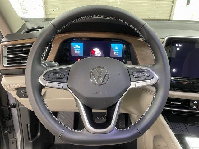 2026 Volkswagen Atlas SE w/Tech - Photo 12