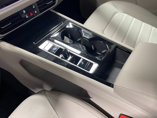 2026 Volkswagen Atlas SEL - Photo 17