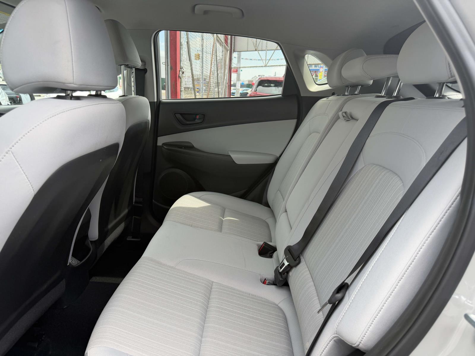 2023 Hyundai Kona SEL - Photo 12