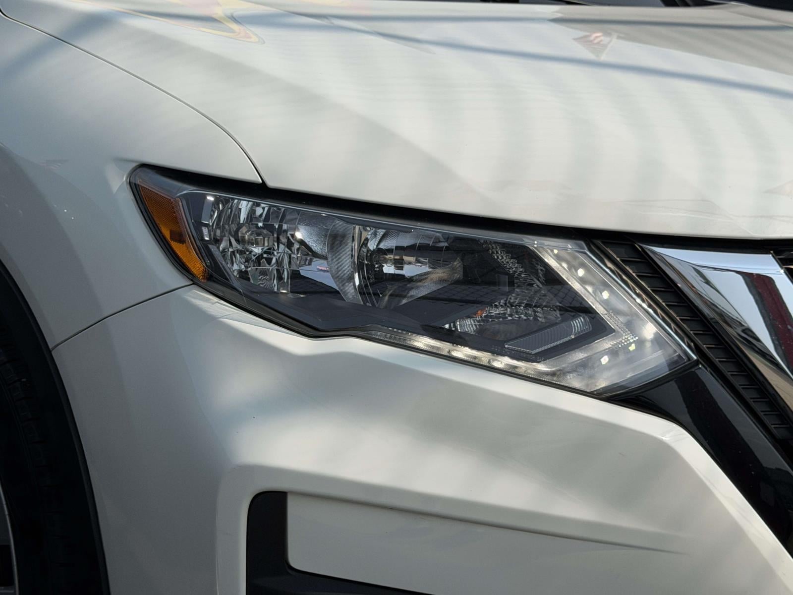 2019 Nissan Rogue S - Photo 9
