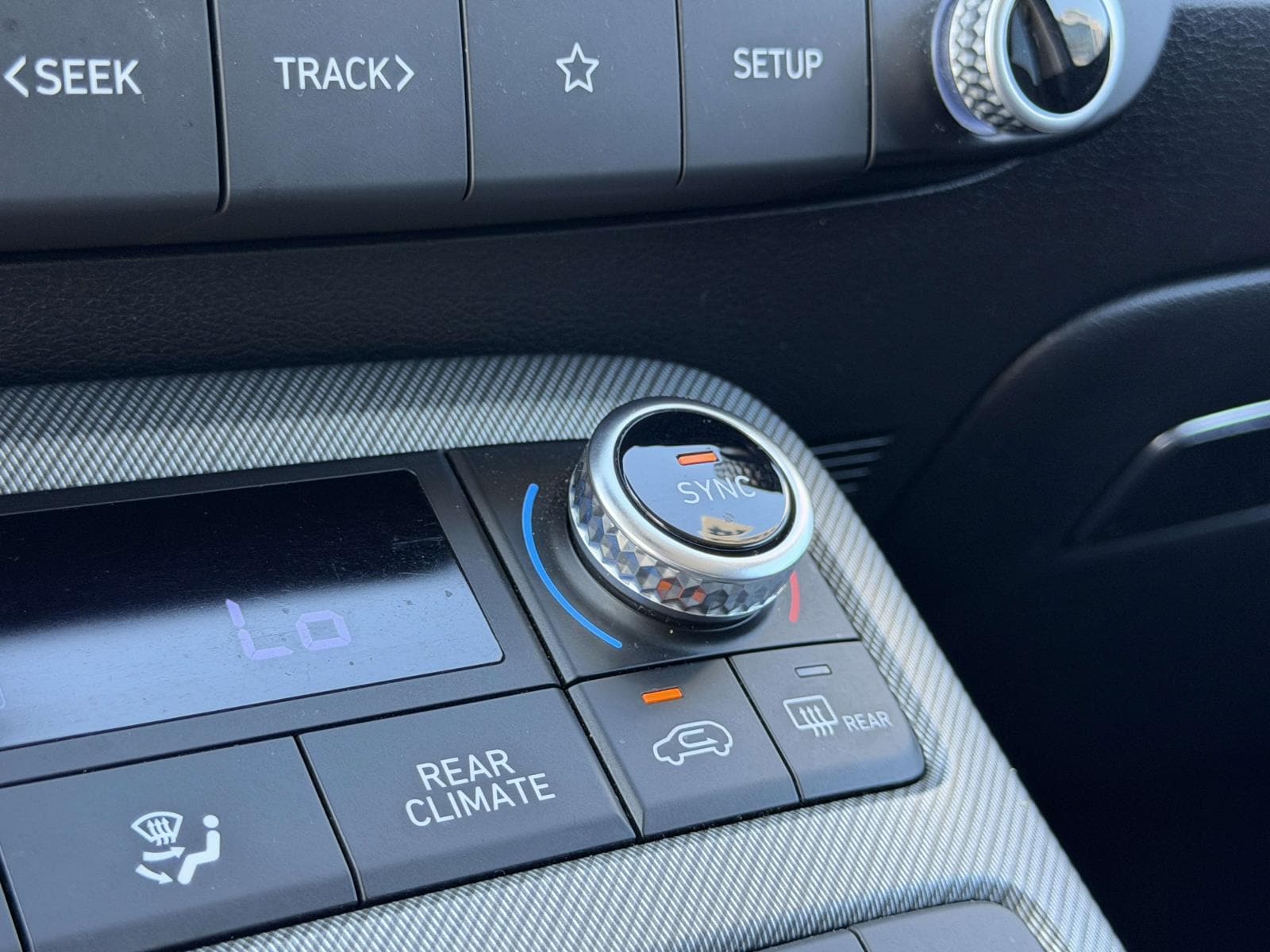 2024 Hyundai Palisade SE - Photo 36