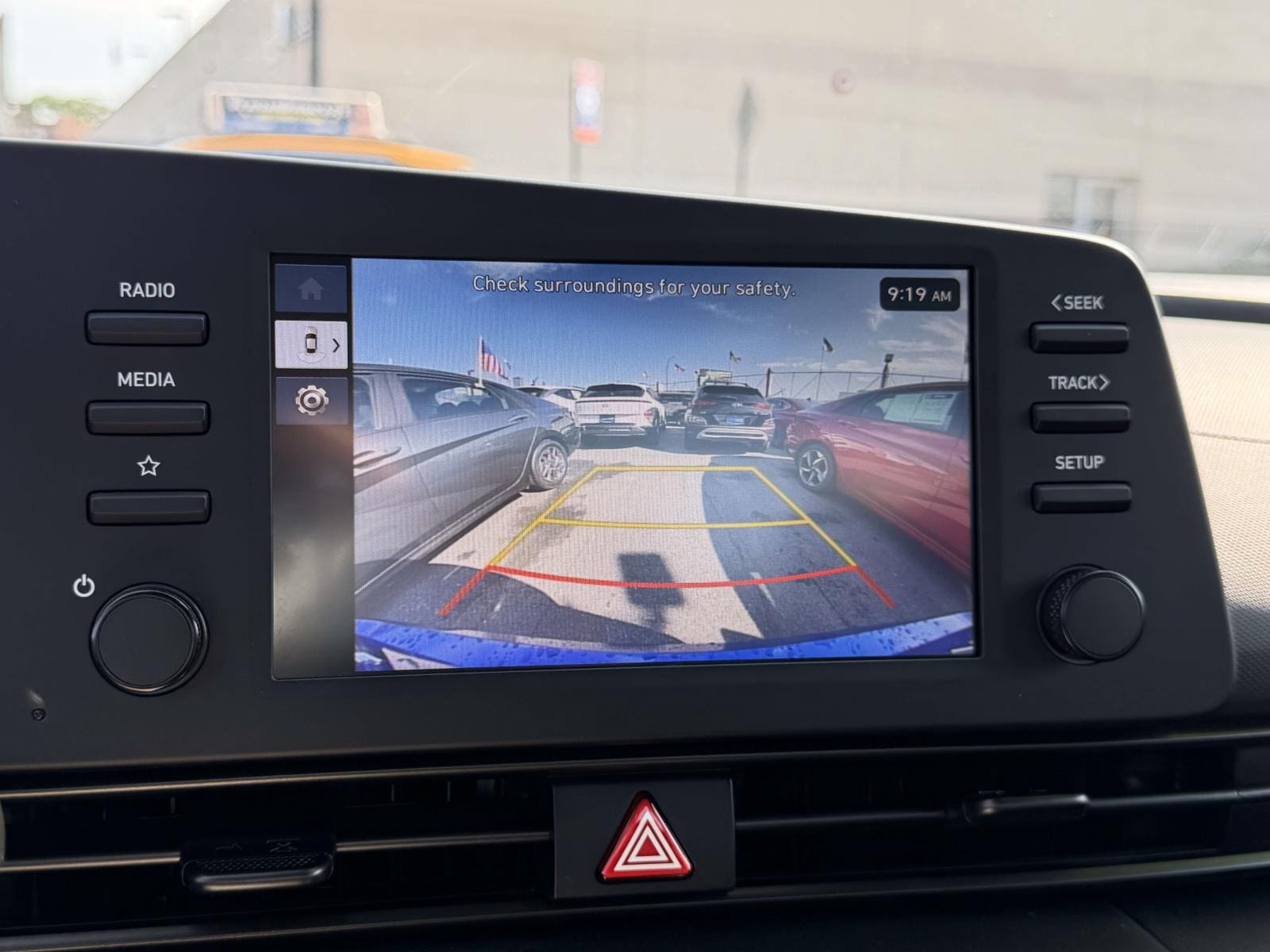 2025 Hyundai Elantra SEL - Photo 27