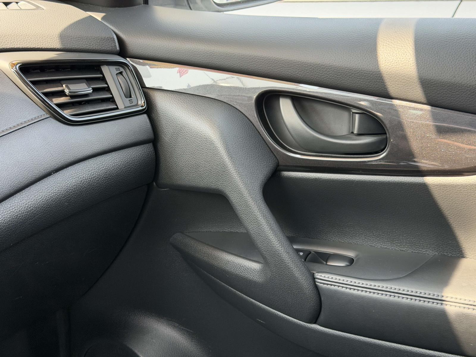 2019 Nissan Rogue S - Photo 33