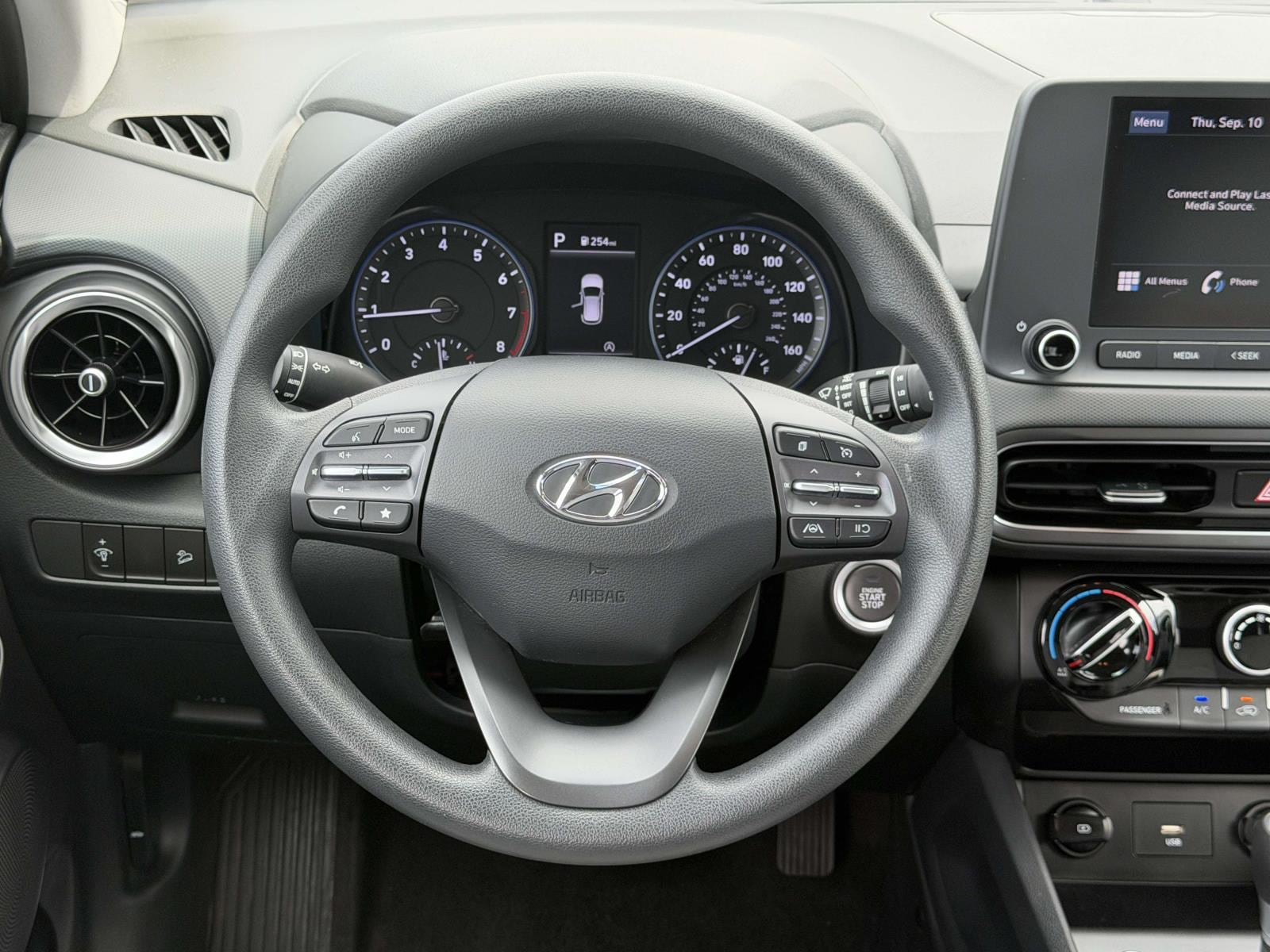 2023 Hyundai Kona SEL - Photo 14
