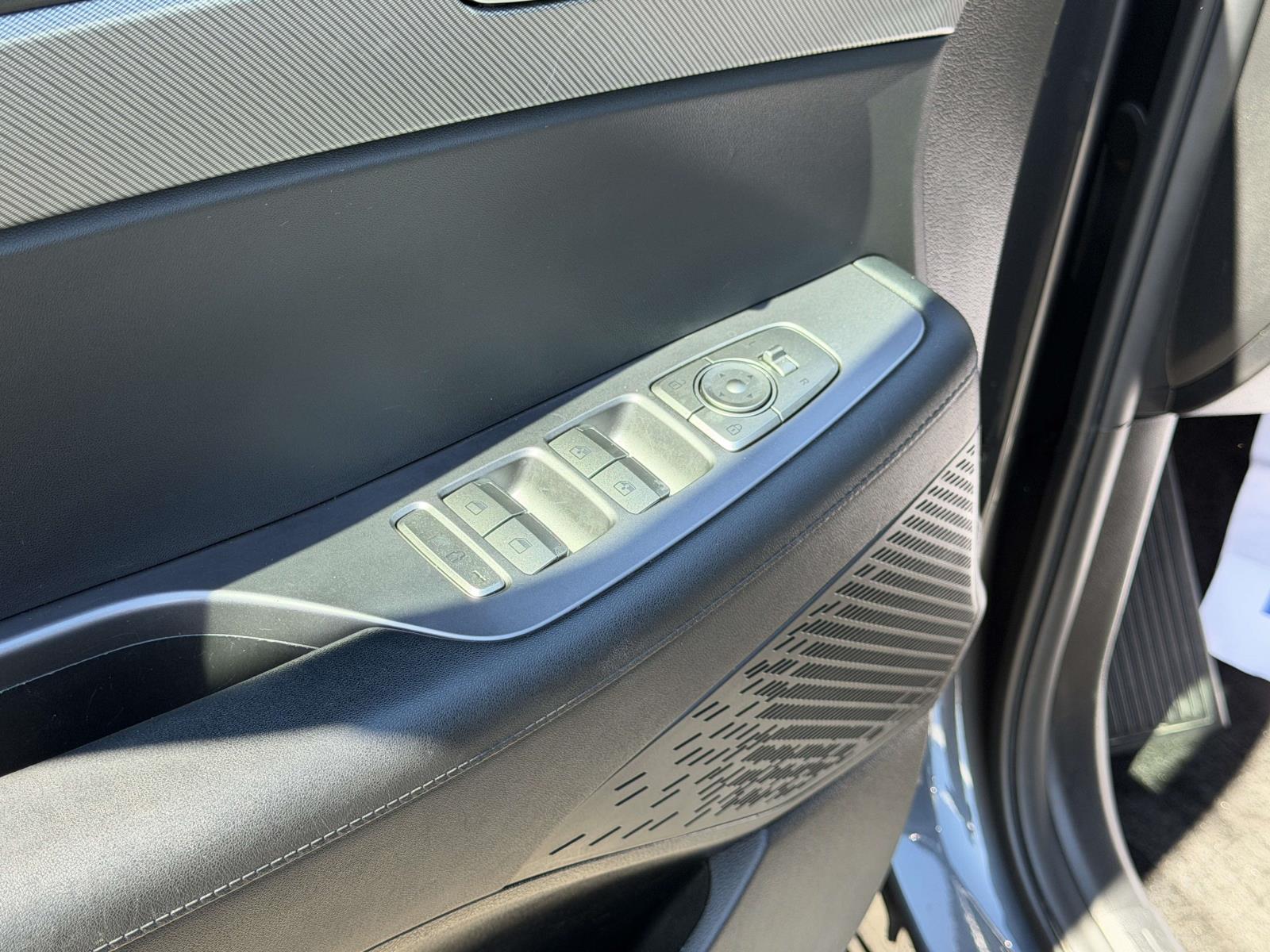 2024 Hyundai Palisade SE - Photo 18