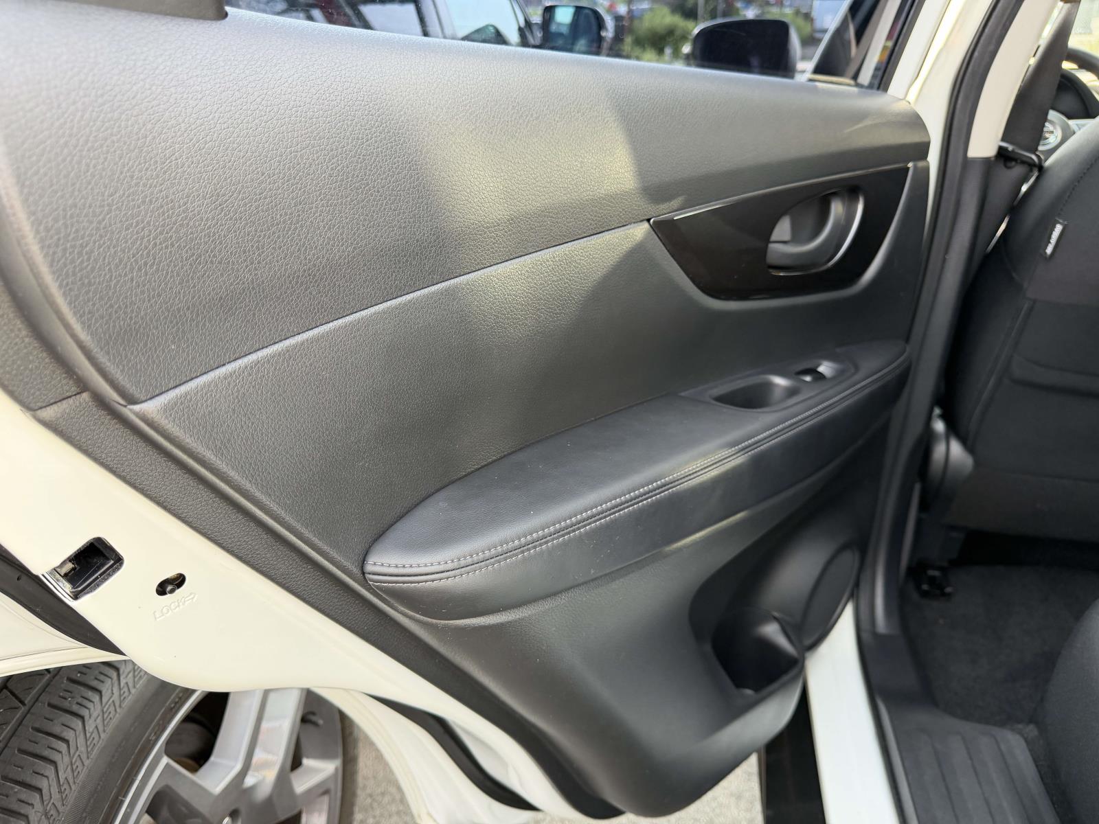 2019 Nissan Rogue S - Photo 11