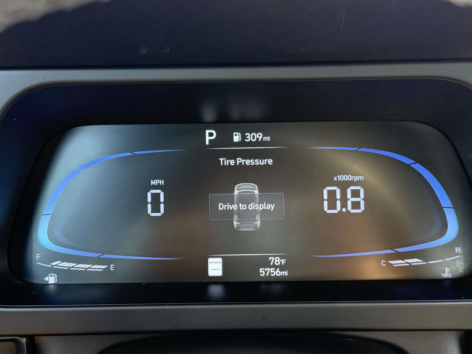 2025 Hyundai Elantra SEL - Photo 24