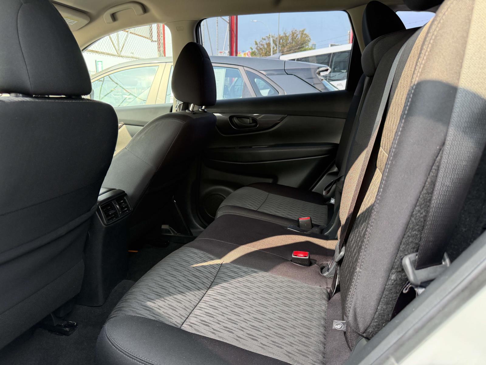 2019 Nissan Rogue S - Photo 12