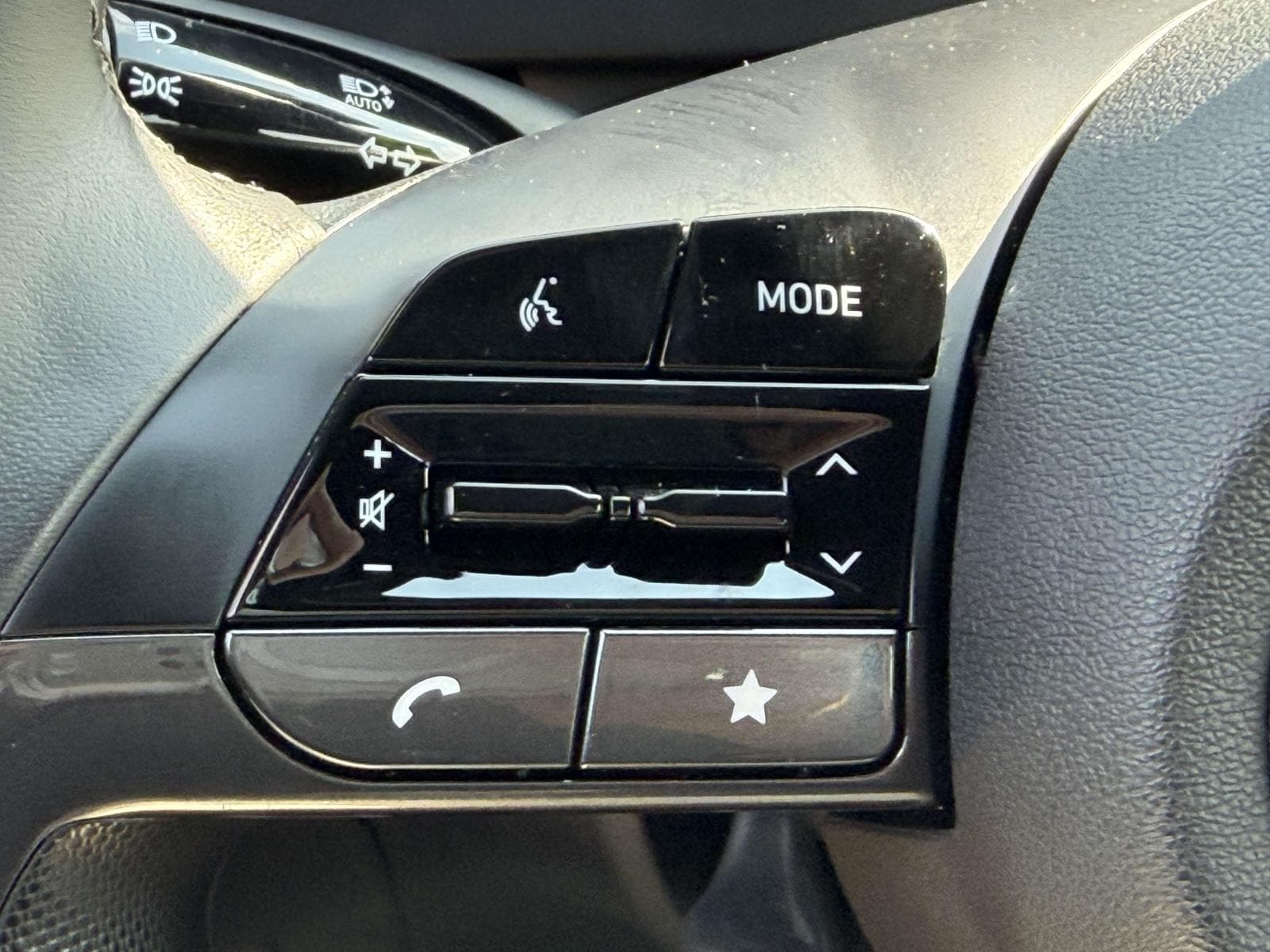 2025 Hyundai Elantra SEL - Photo 20