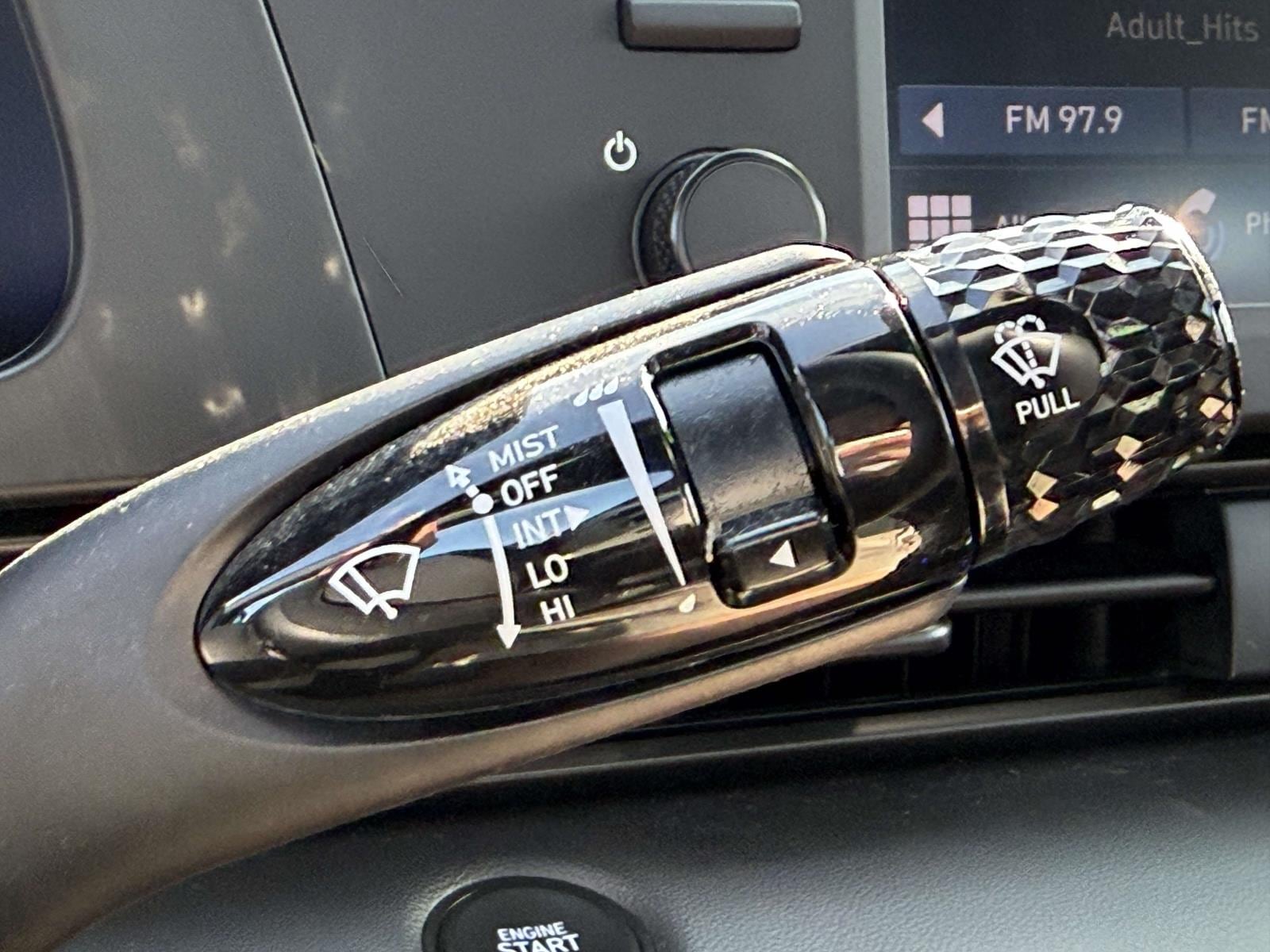 2025 Hyundai Elantra SEL - Photo 23