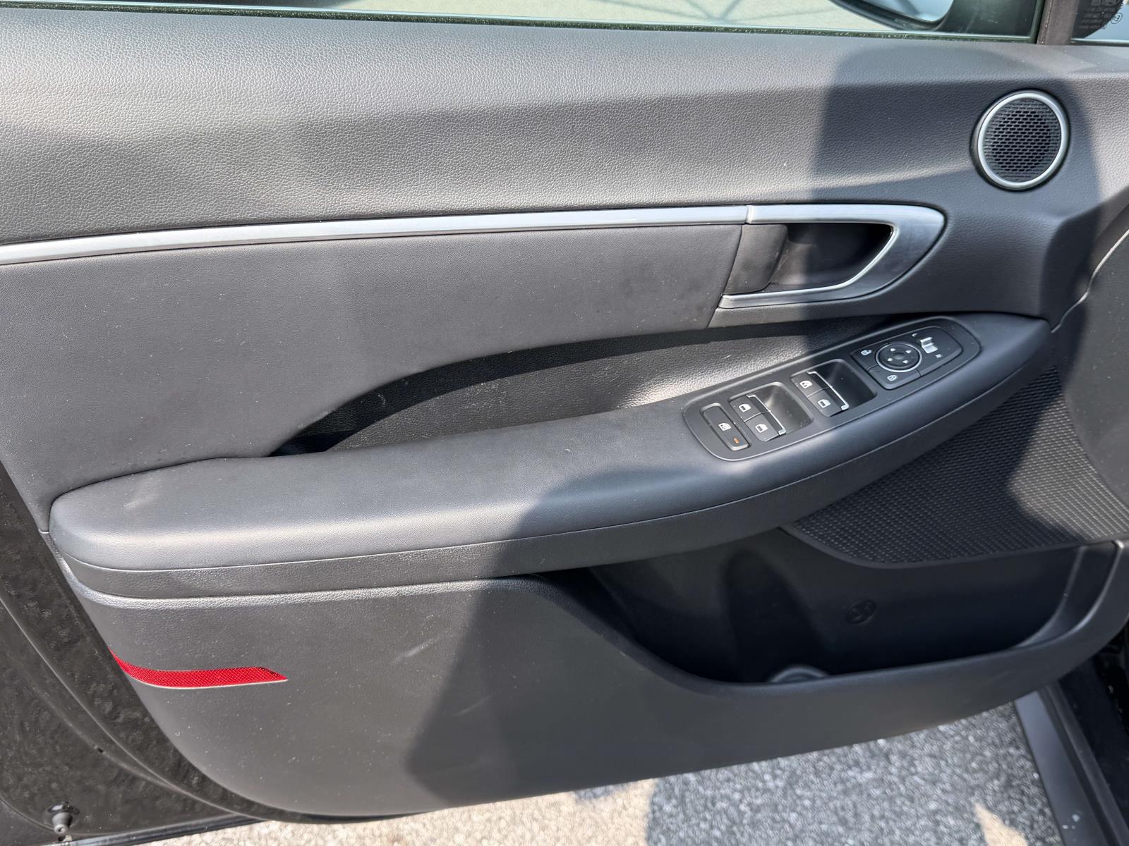 2021 Hyundai Sonata Hybrid Blue - Photo 16