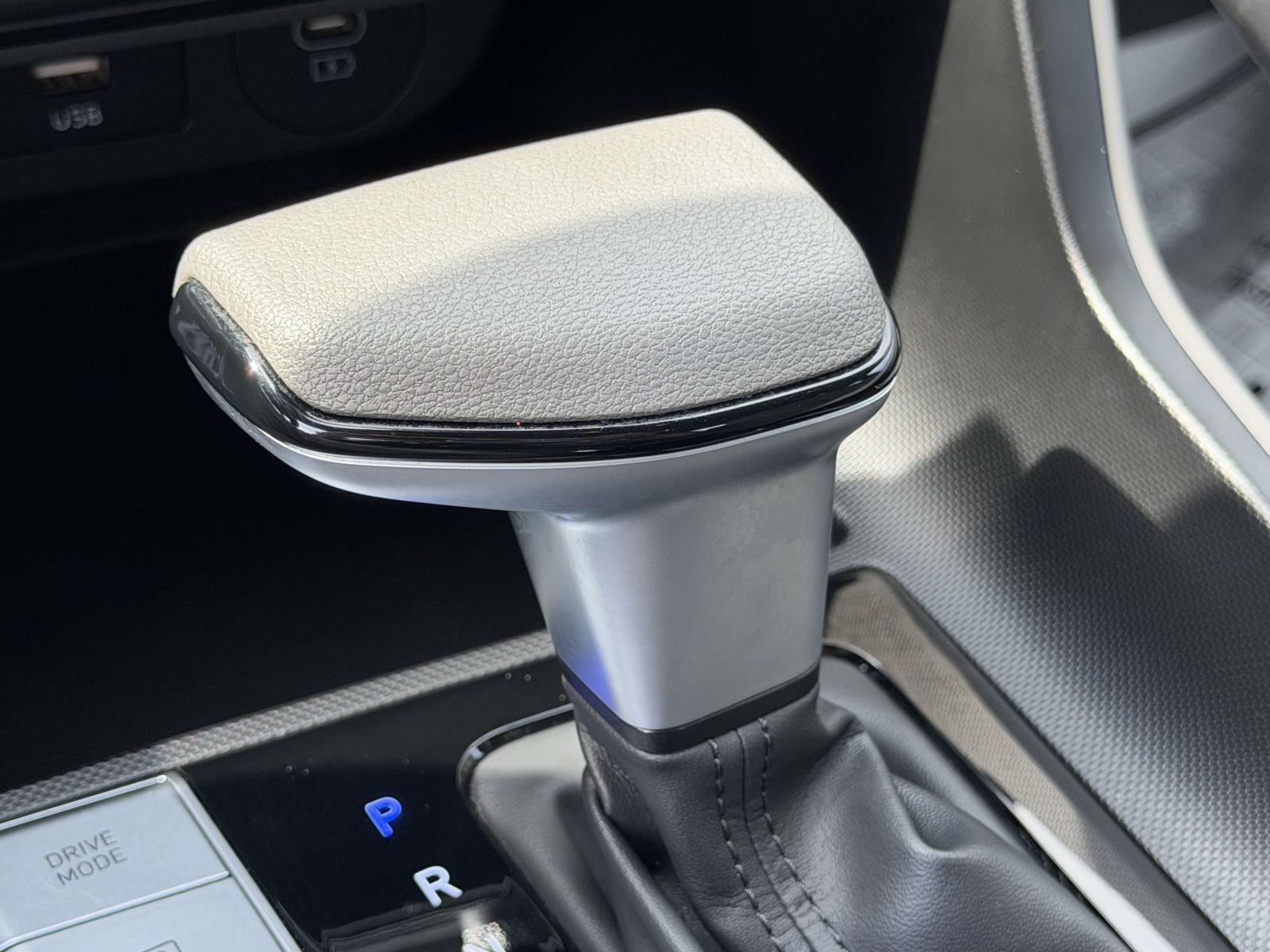 2024 Hyundai Elantra SEL - Photo 30