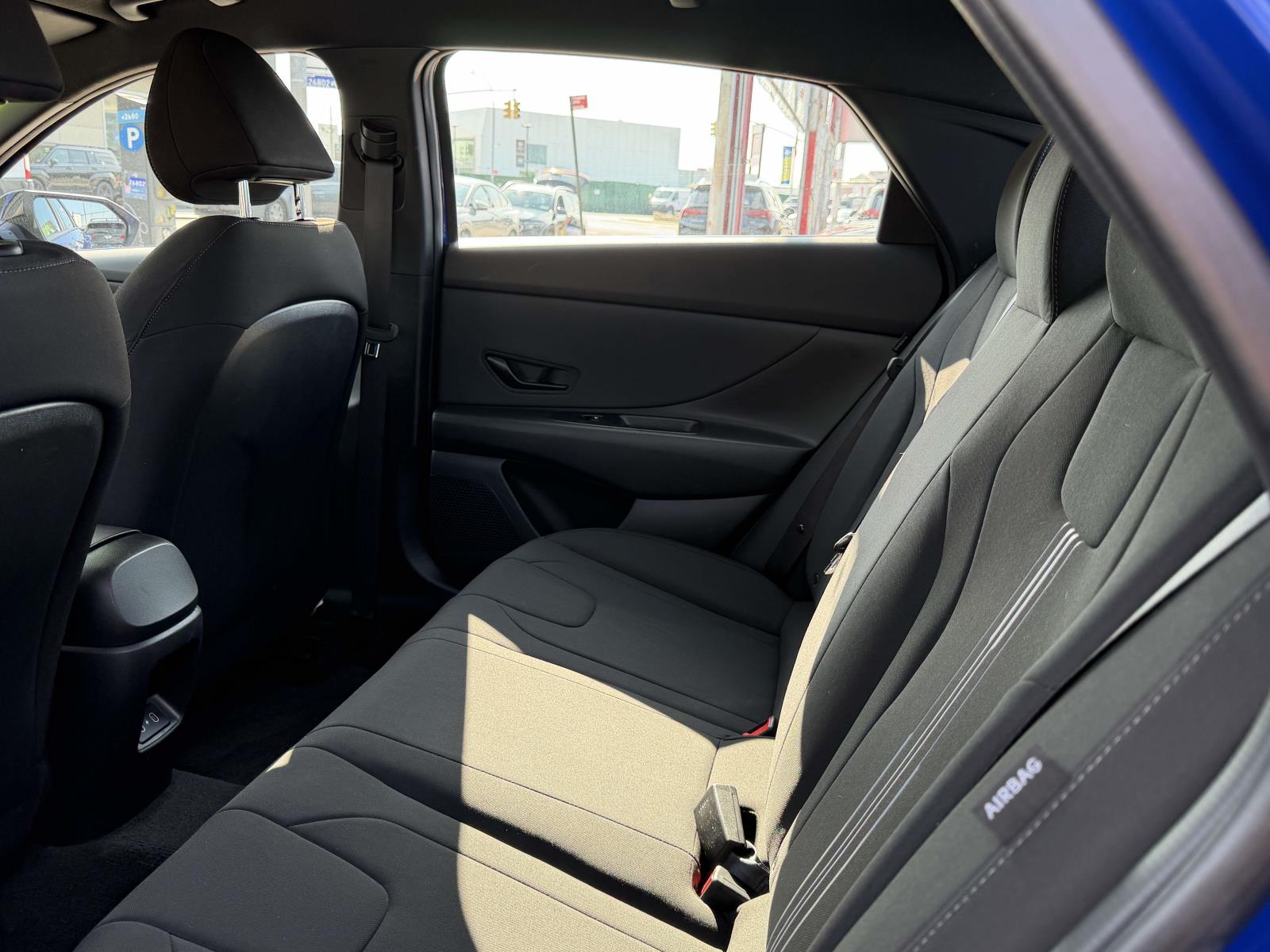2025 Hyundai Elantra SEL - Photo 12