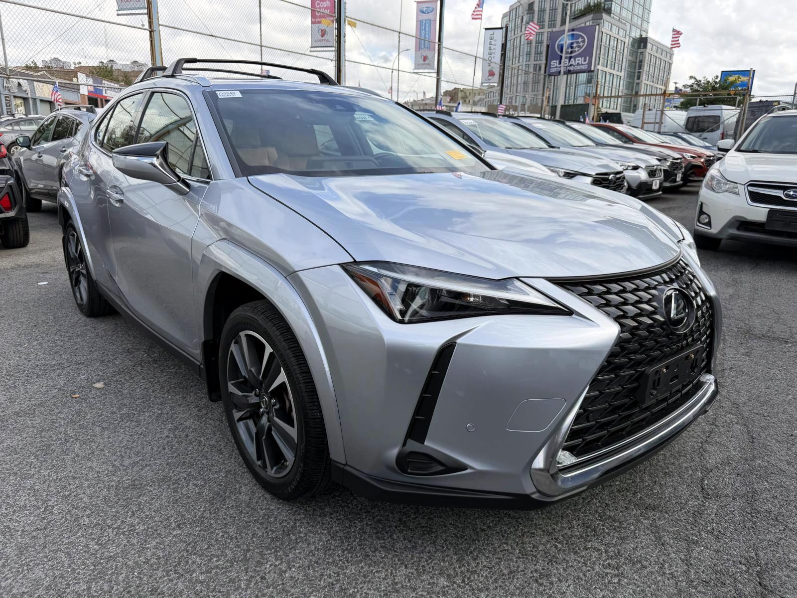2023 Lexus UX Hybrid
