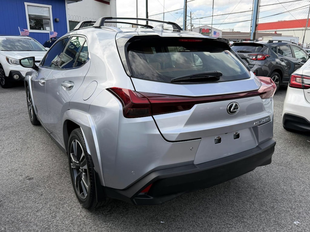 Used 2023 Lexus UX 250h Premium SUV