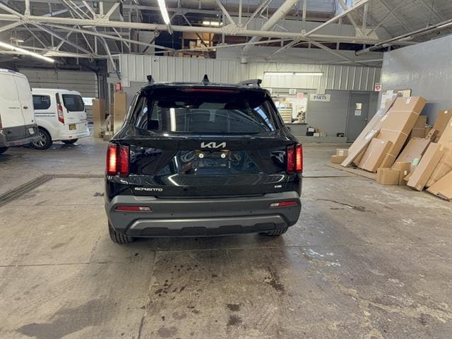 2023 Kia Sorento X-Line S - Photo 5