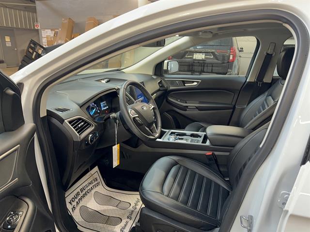 2023 Ford Edge SEL - Photo 6