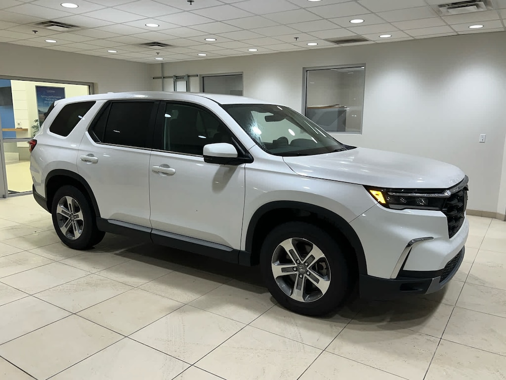 Used 2023 Honda Pilot EX-L 8 Passenger SUV