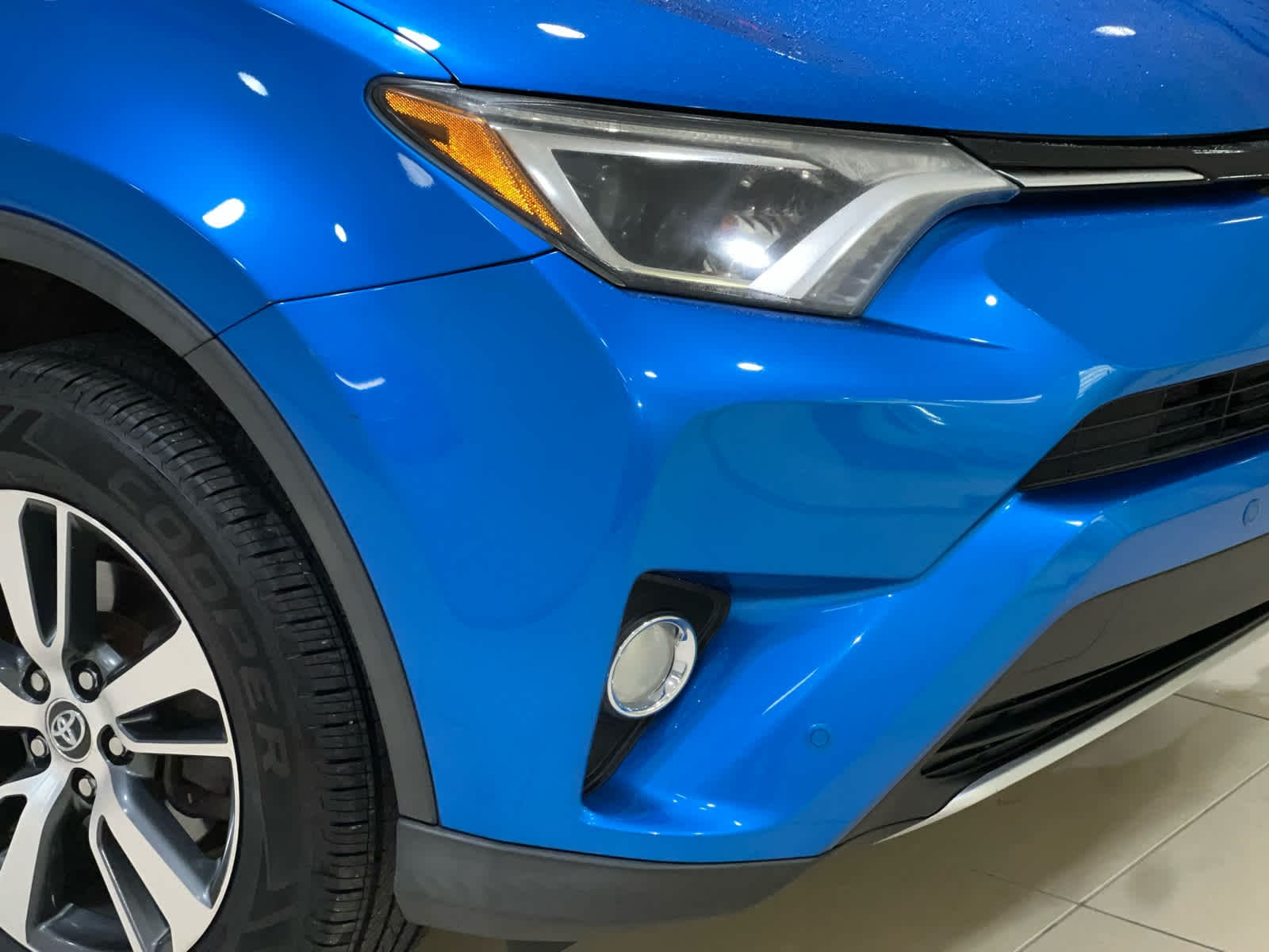 Used 2016 Toyota RAV4 XLE with VIN 2T3RFREV9GW439153 for sale in Kokomo, IN