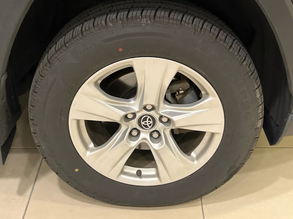 Used 2021 Toyota RAV4 Hybrid Hybrid XLE SUV