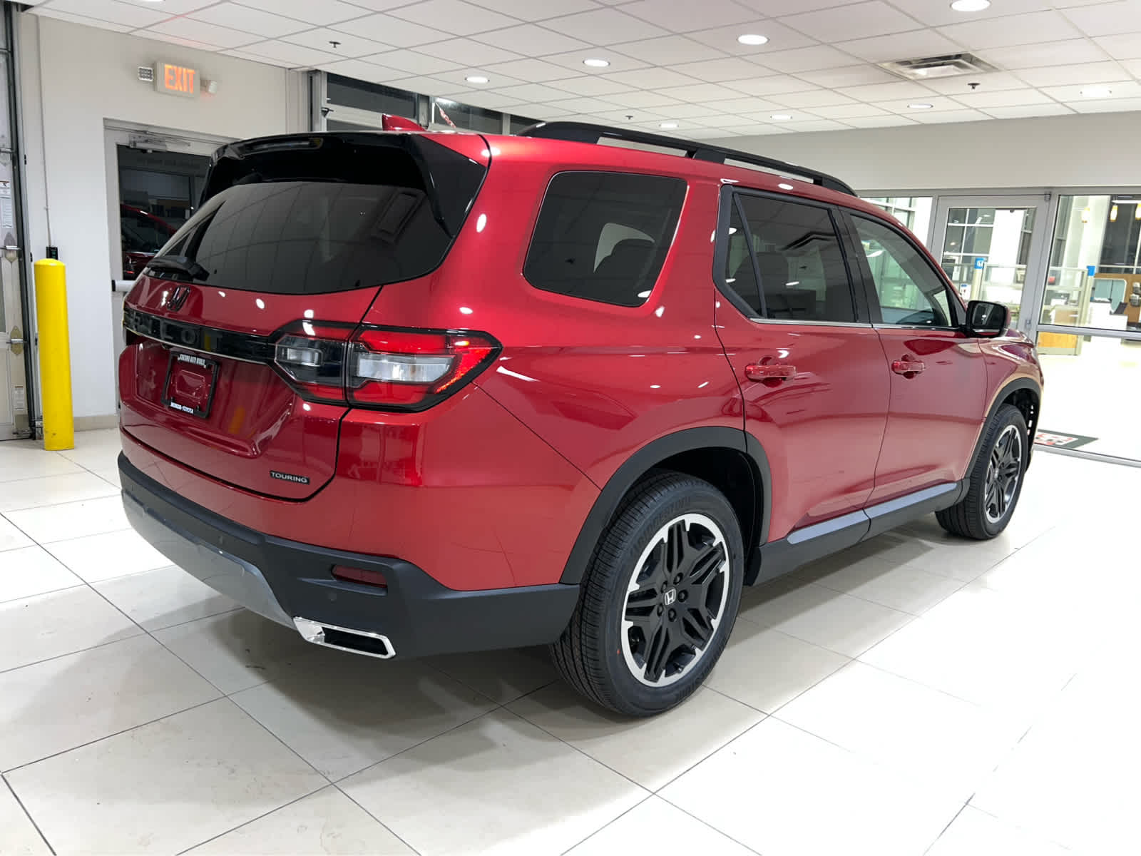 2026 Honda Pilot Touring - Photo 6