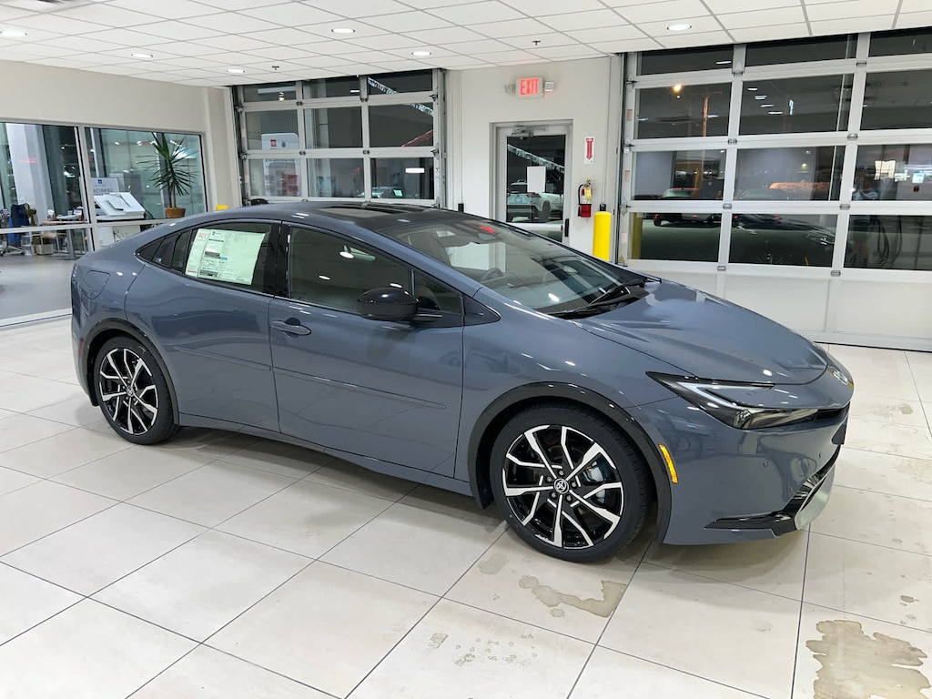 New 2026 Toyota Prius Plug-in Hybrid XSE PLUG-IN HYBRID