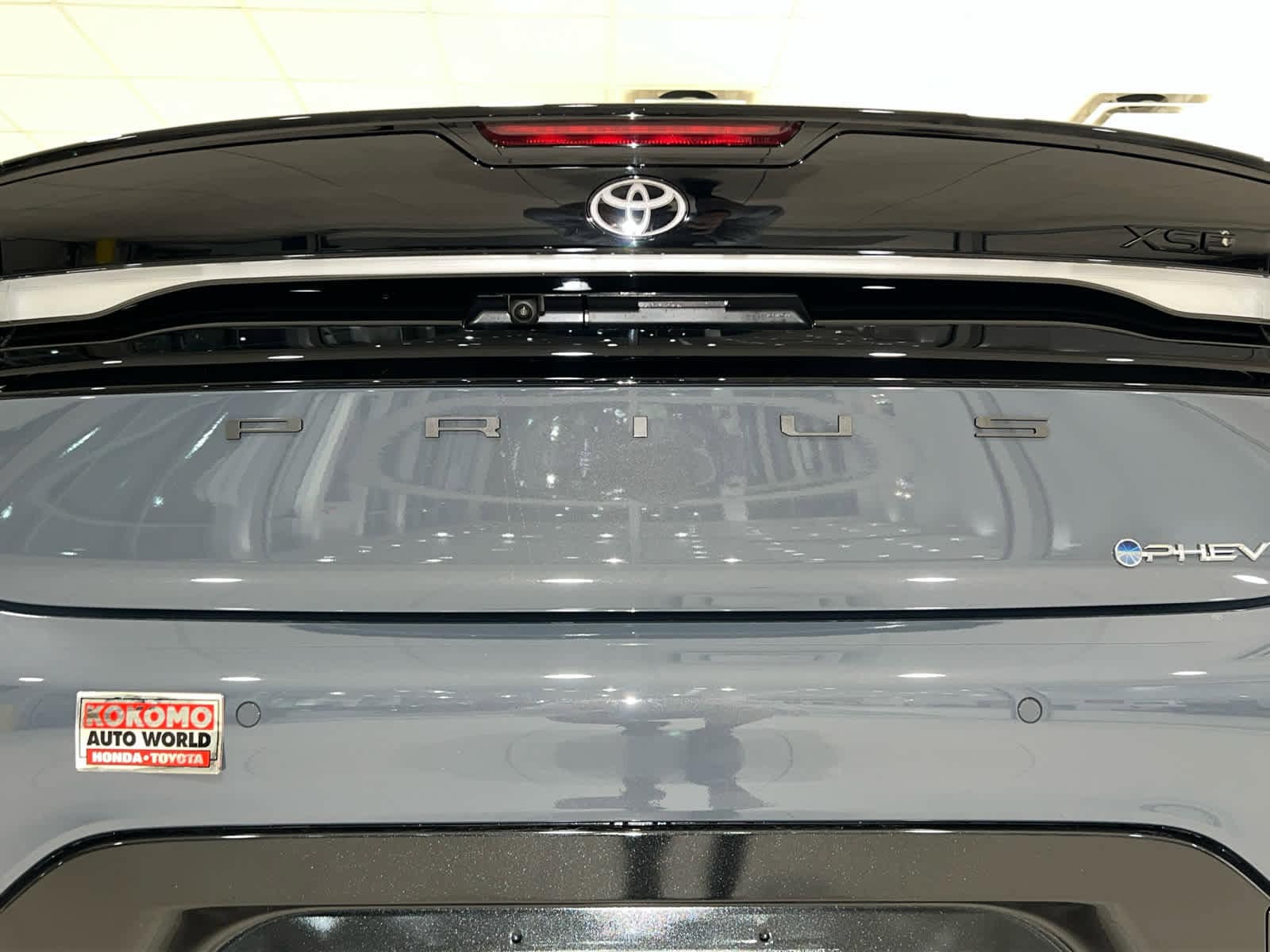 2026 Toyota Prius Plug-in Hybrid XSE - Photo 8