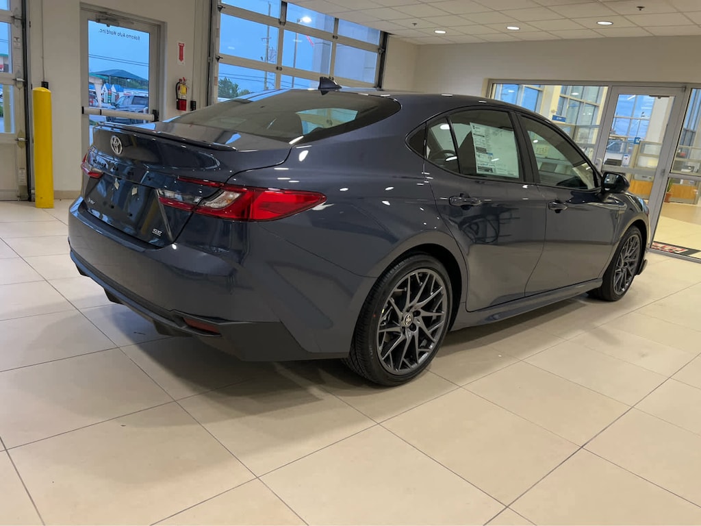 New 2026 Toyota Camry SE SE