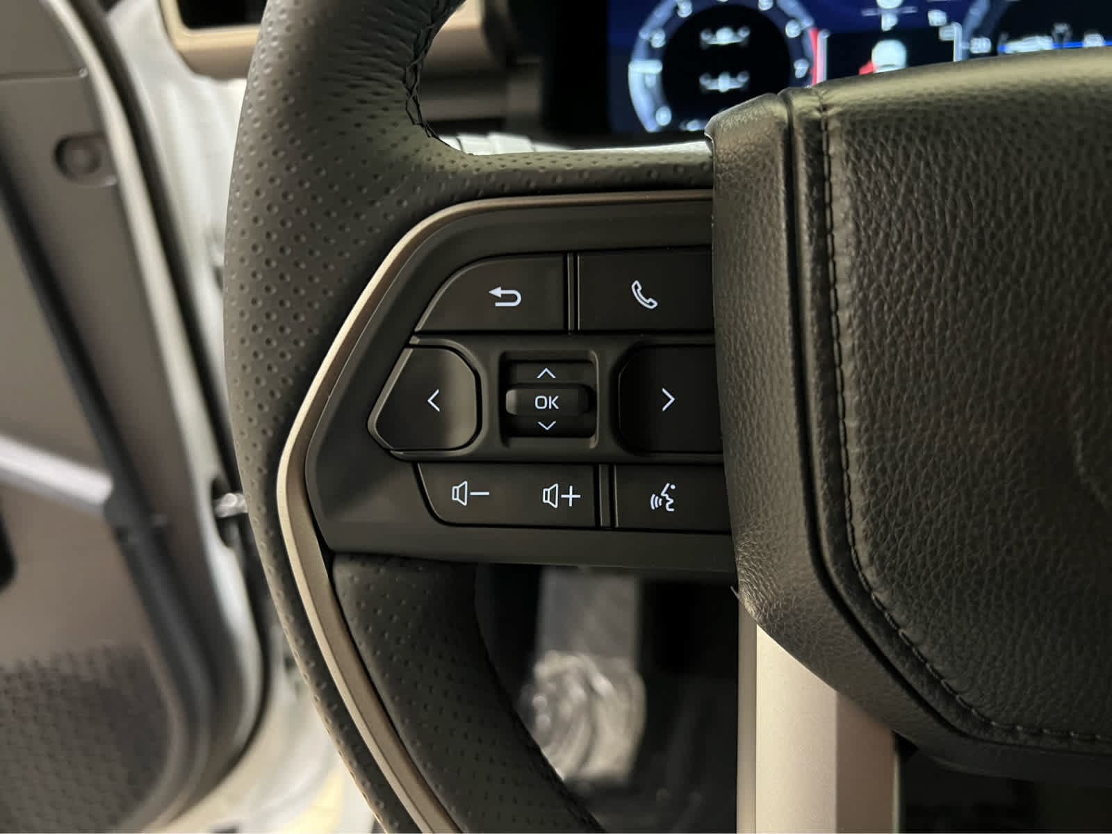 2026 Toyota 4Runner TRD Sport - Photo 16