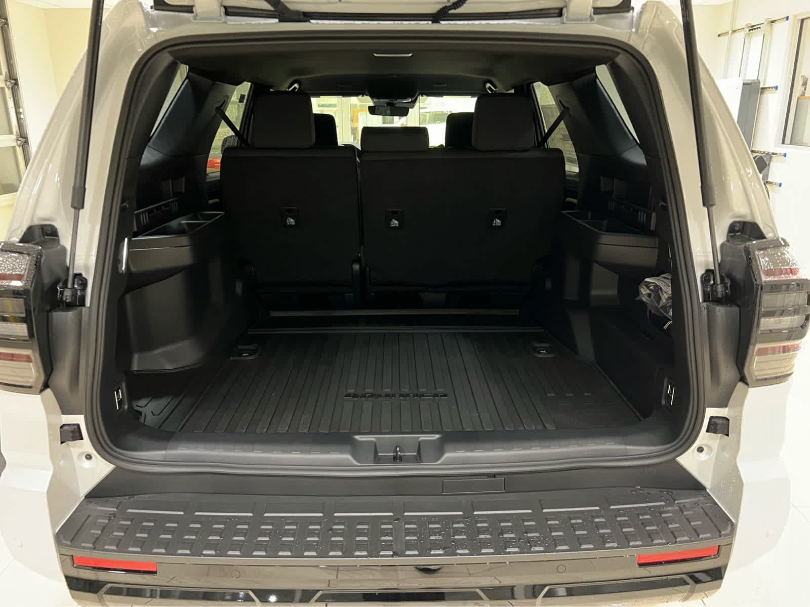 2026 Toyota 4Runner TRD Sport - Photo 10