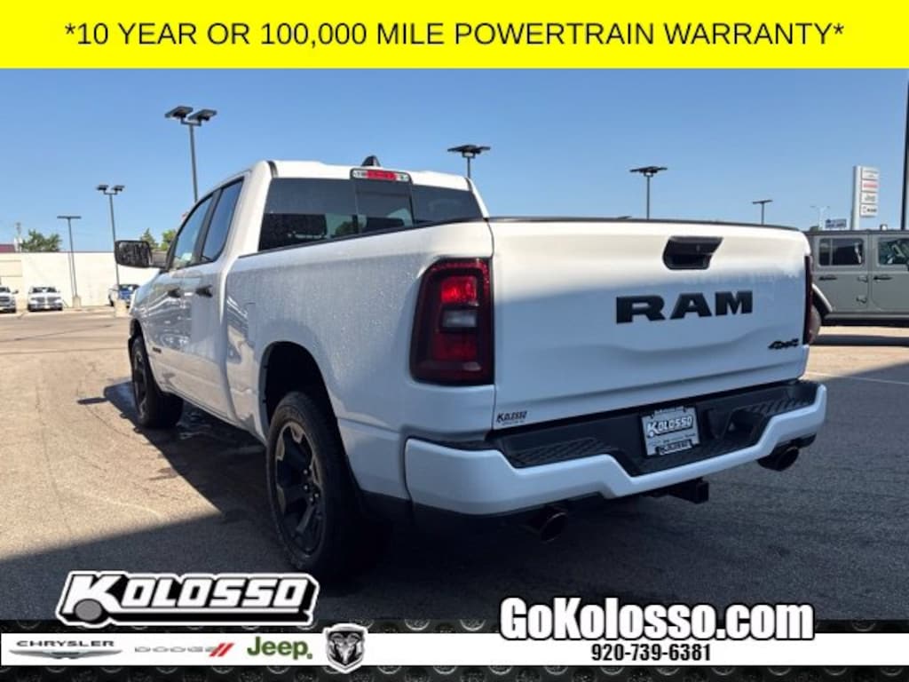 New 2026 Ram 1500 EXPRESS QUAD CAB 4X4 6'4 BOX Pickup