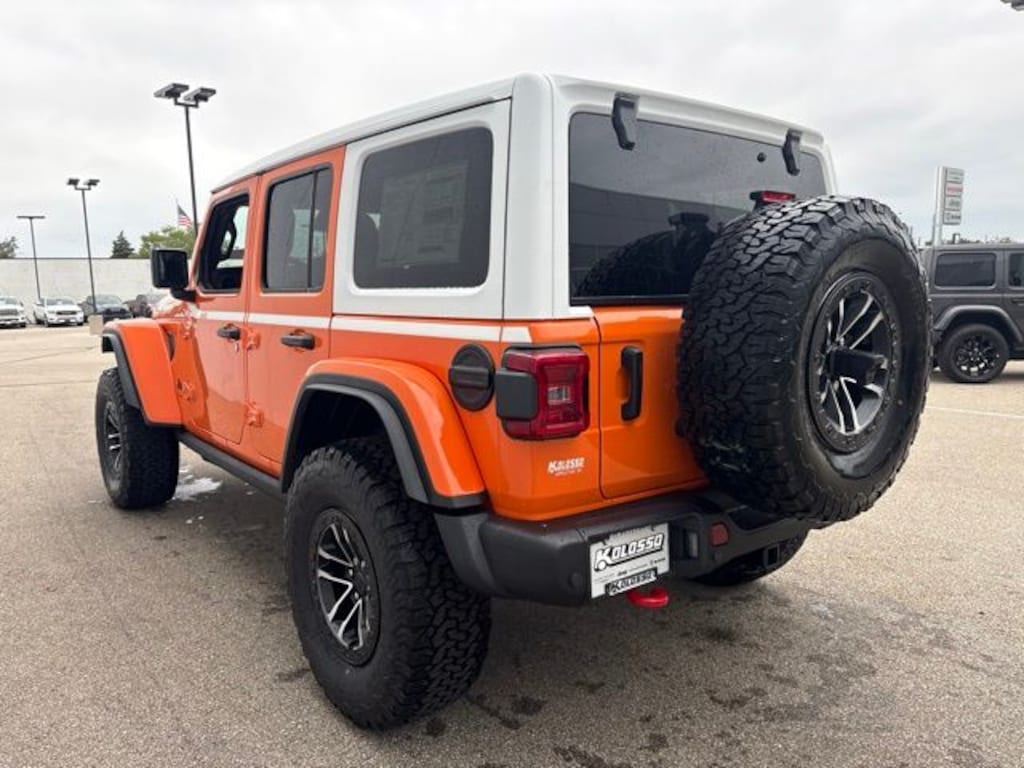 New 2026 Jeep Wrangler 4-DOOR RUBICON X Sport Utility