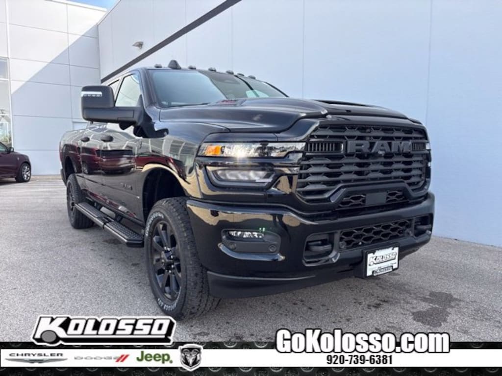 New 2027 Ram 2500 BIG HORN CREW CAB 4X4 6'4 BOX Pickup