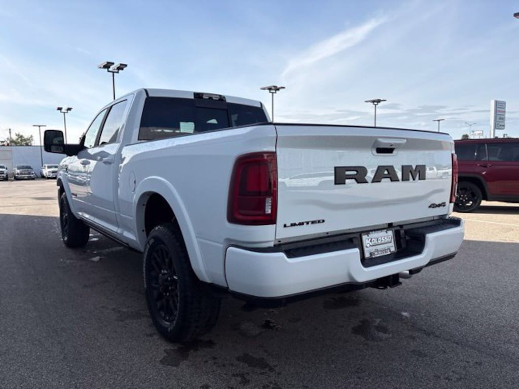 New 2027 Ram 2500 LIMITED CREW CAB 4X4 6'4 BOX Pickup