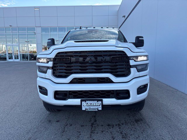 New 2027 Ram 2500 BIG HORN CREW CAB 4X4 6'4 BOX Pickup