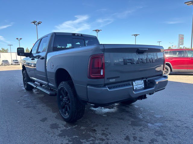 New 2027 Ram 2500 BIG HORN CREW CAB 4X4 6'4 BOX Pickup