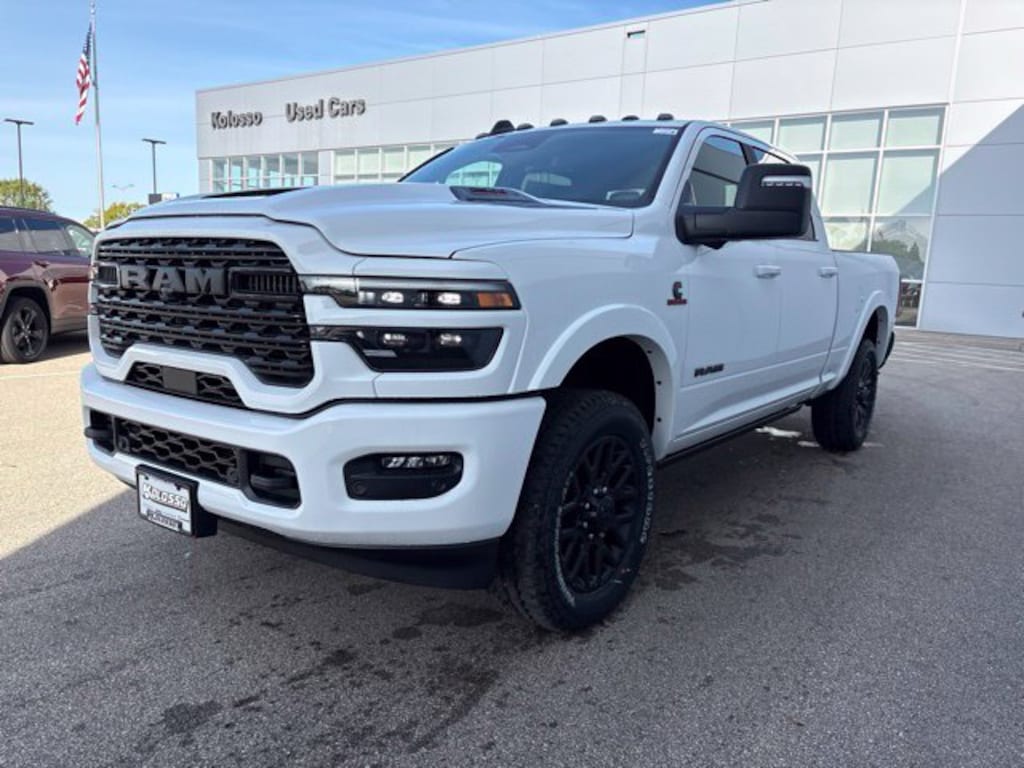New 2027 Ram 2500 LIMITED CREW CAB 4X4 6'4 BOX Pickup