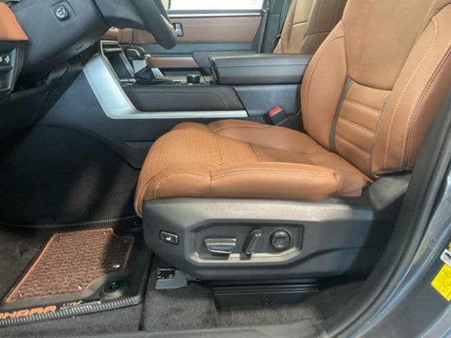 2026 Toyota Tundra 1794 Edition - Photo 9