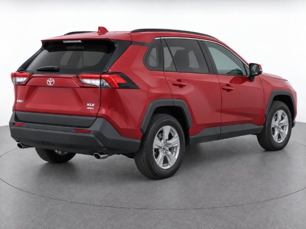 Used 2024 Toyota RAV4 XLE SUV