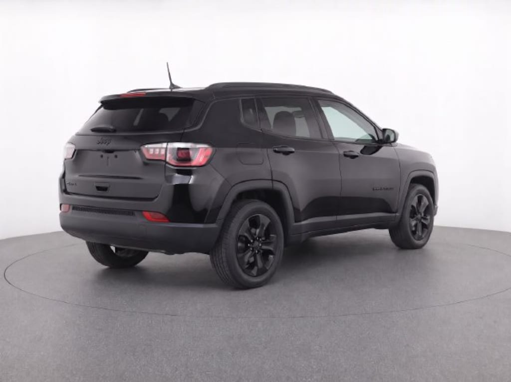 Used 2021 Jeep Compass Latitude SUV