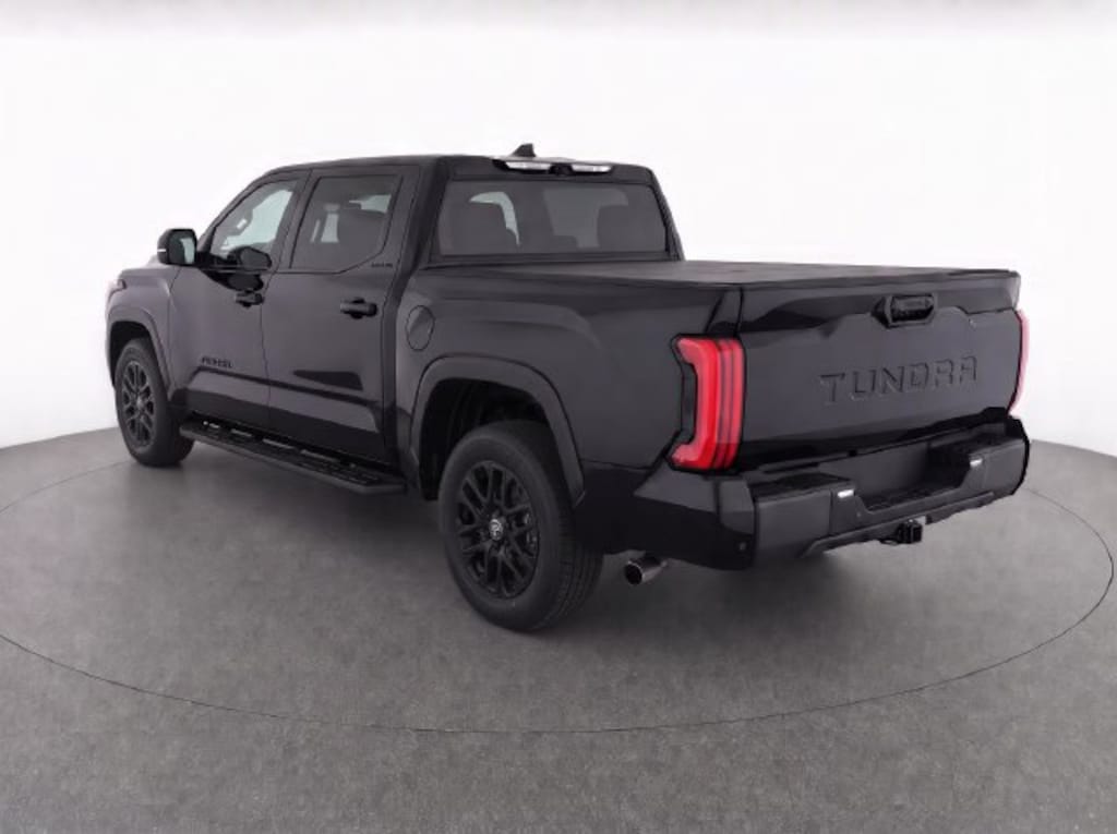New 2026 Toyota Tundra Limited LIMITED CREWMAX 5.5
