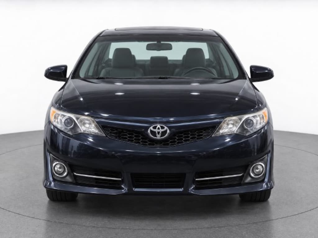 Used 2014 Toyota Camry L Sedan