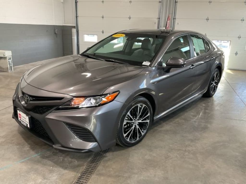 Used 2018 Toyota Camry L Sedan