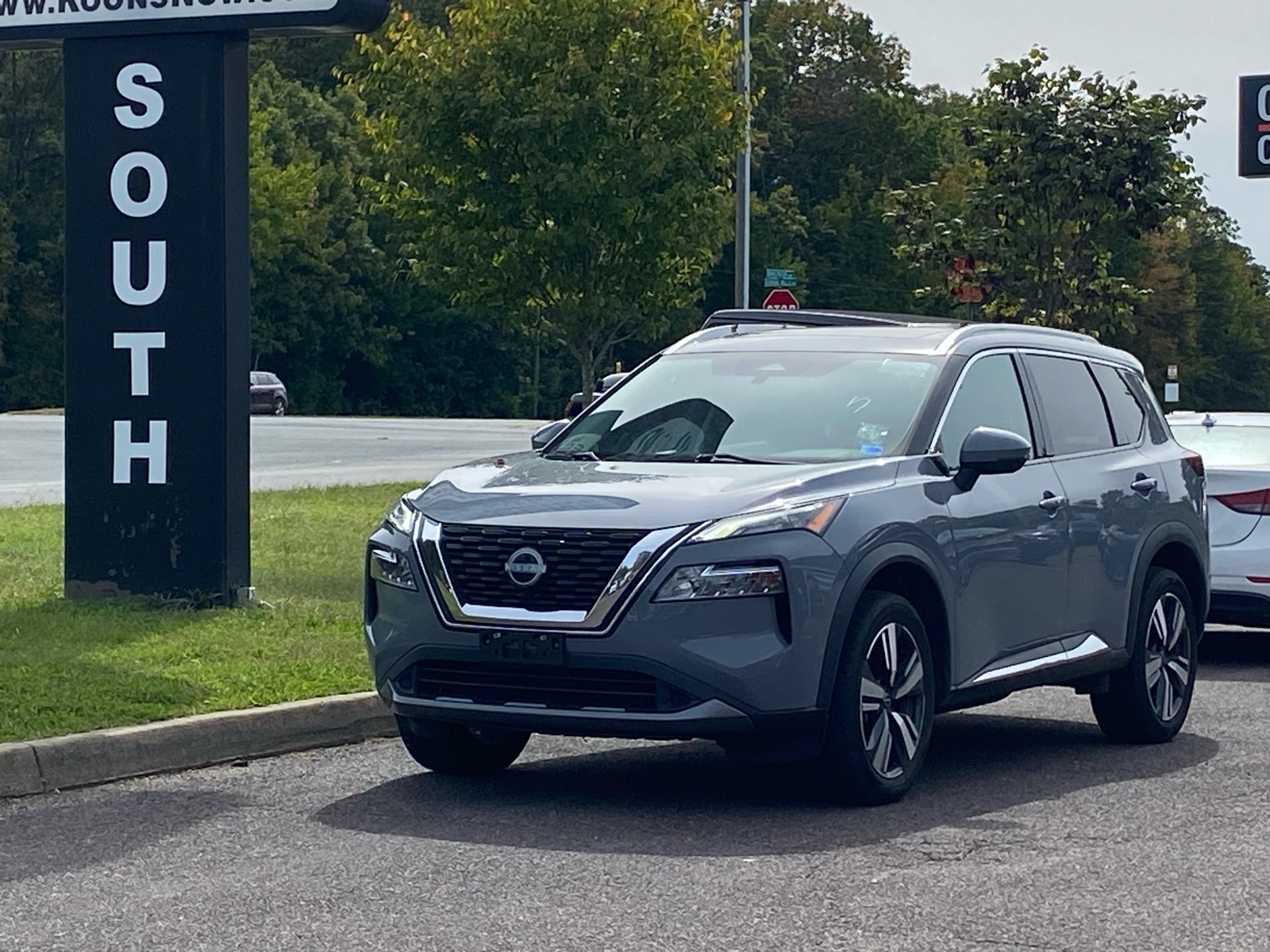 Used 2023 Nissan Rogue SL SUV