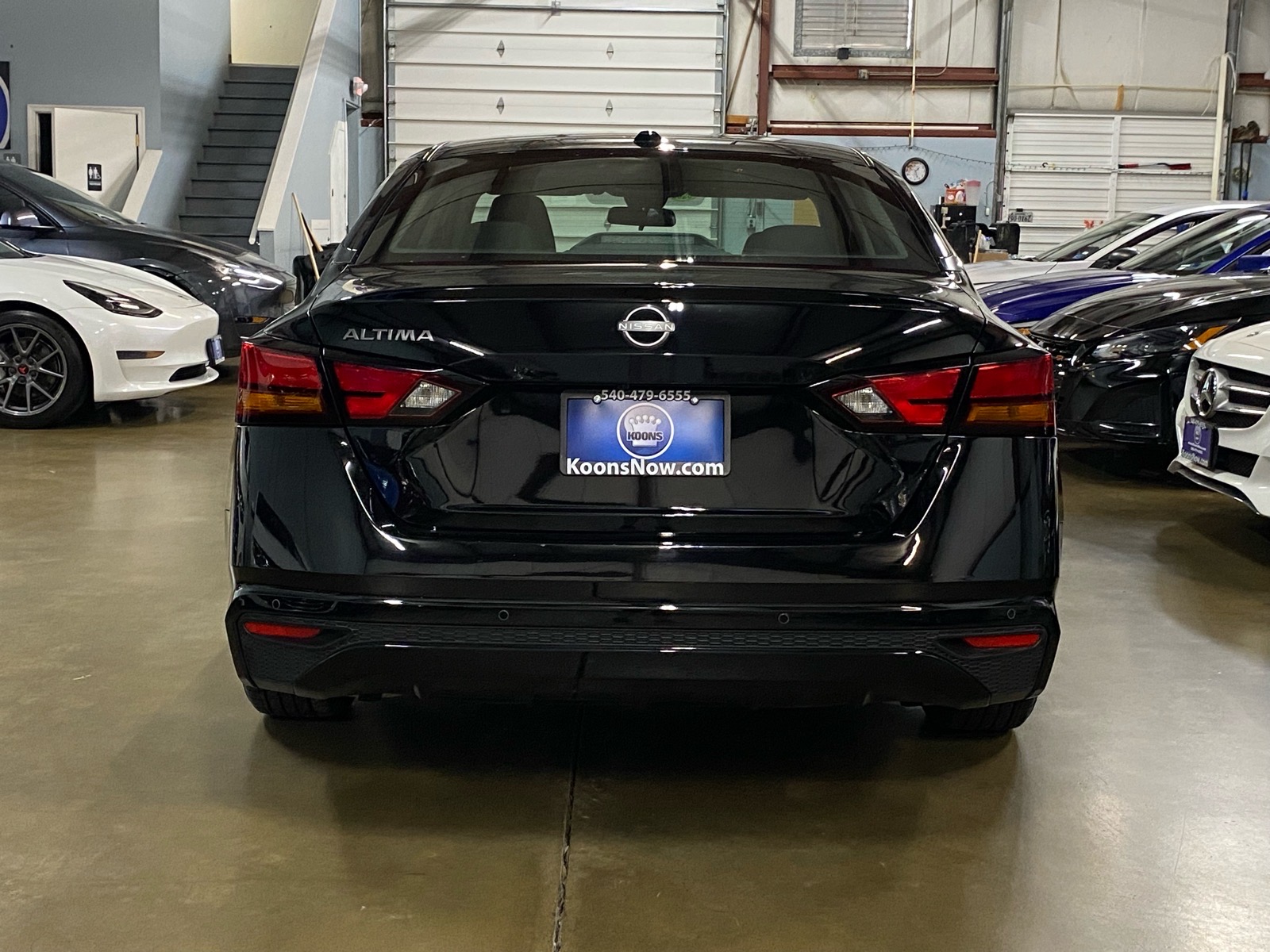 Used 2025 Nissan Altima SV Sedan